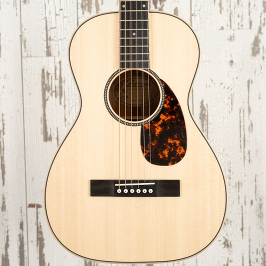 Larrivee P-03 Recording Series Parlor - Mahogany Back and Sides