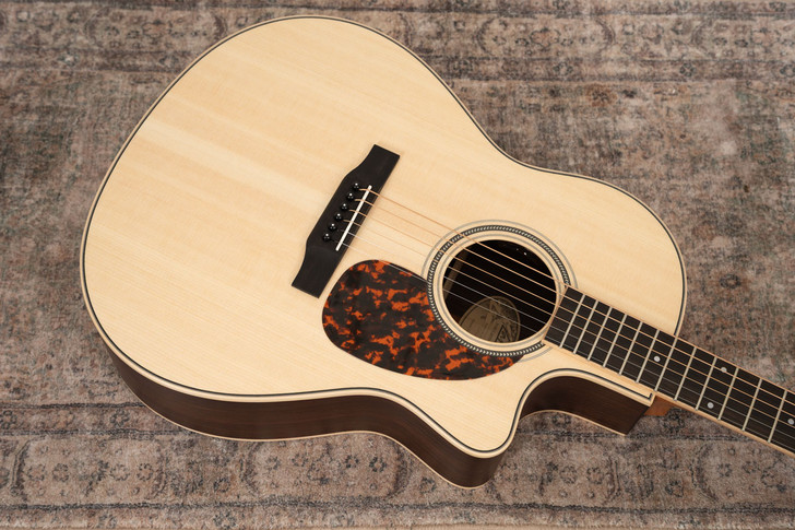 Larrivee LV-03RE - Rosewood Back and Sides w/ Element Bronze Pickup