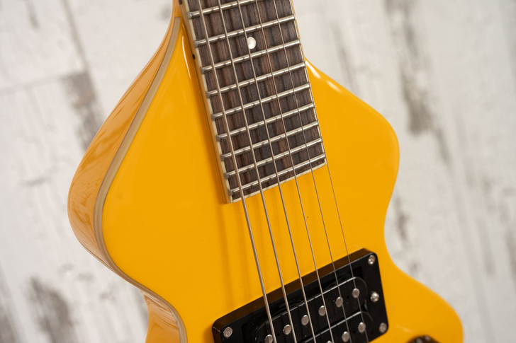 Erlewine Chiquita - Yellow w/ Carrying Case (Used)