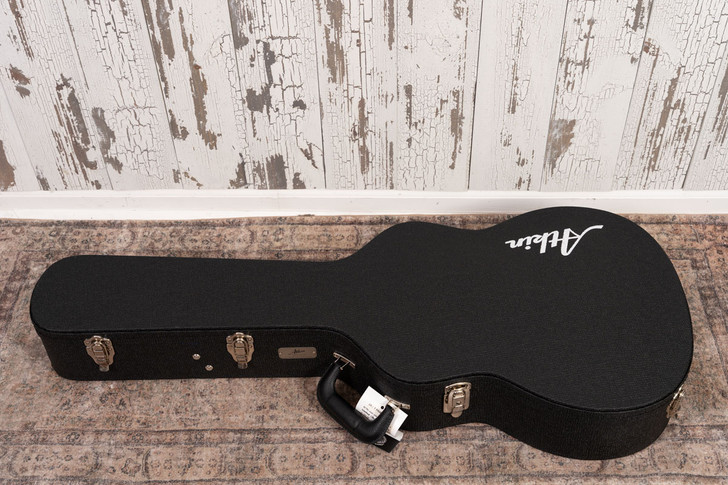 Atkin Essential OM - Baked Sitka Spruce Top, Heavy Aging