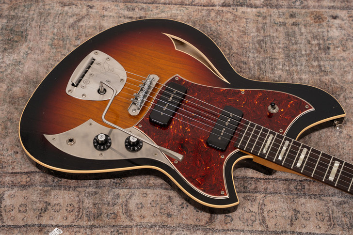 Novo Miris J - 3-Tone Burst, Block Inlays & Mastery Vibrato
