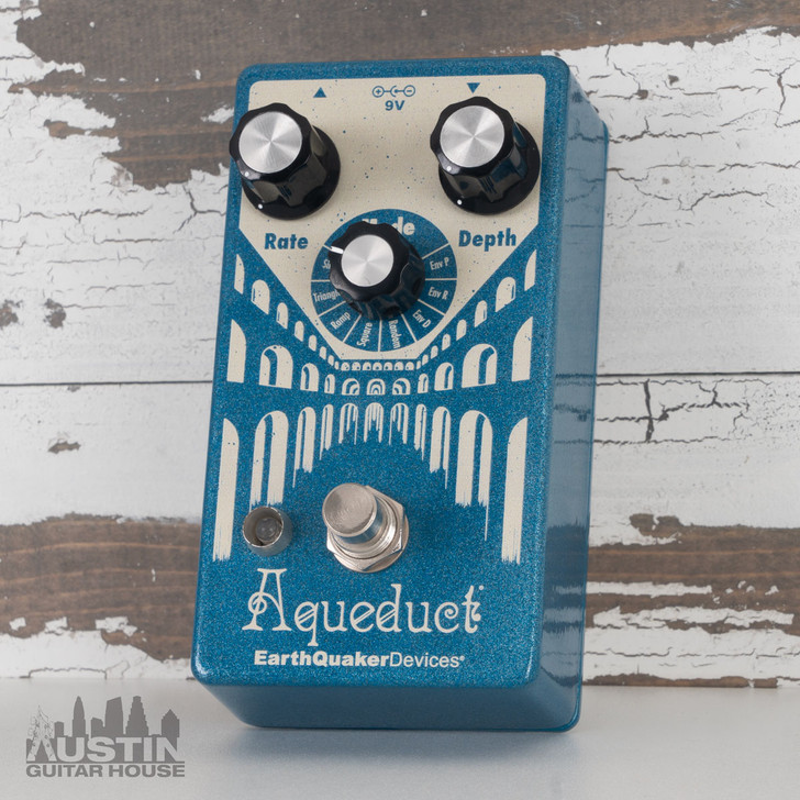 Earthquaker Devices Aqueduct Vibrato