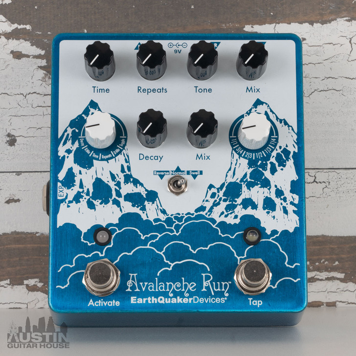 Earthquaker Devices Avalanche Run v2 - Austin Guitar House