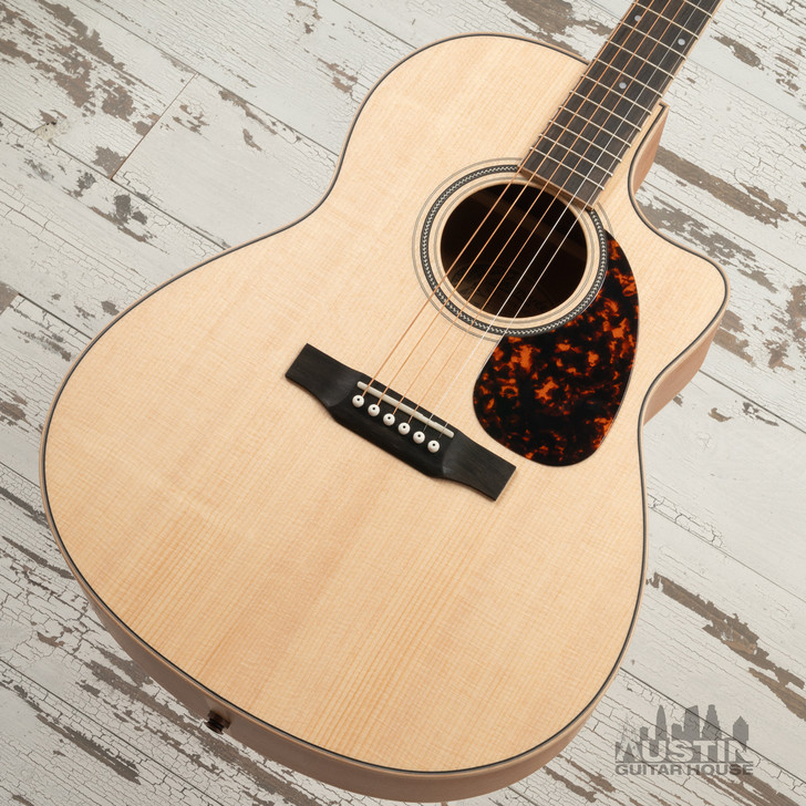 Larrivee LV-03E Mahogany