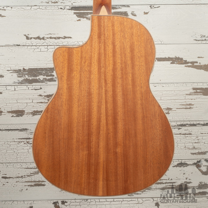 Larrivee LV-03E Mahogany