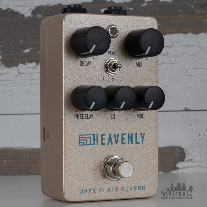 UAFX Heavenly Plate Reverb