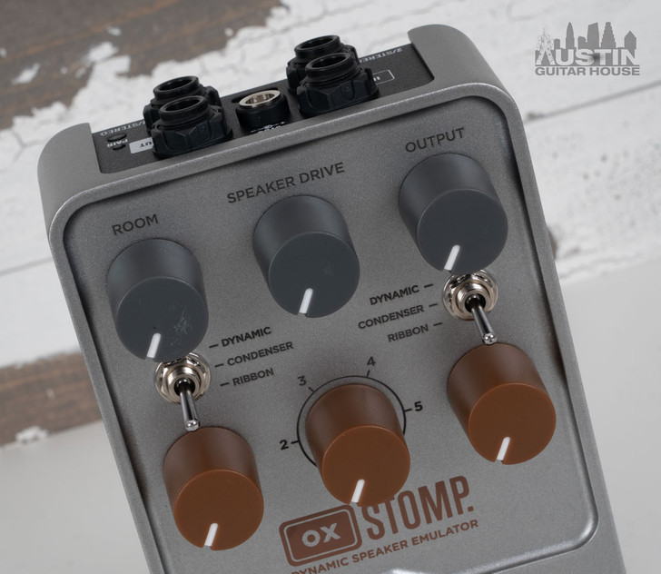 UAFX OX Stomp Dynamic Speaker Emulator pedal