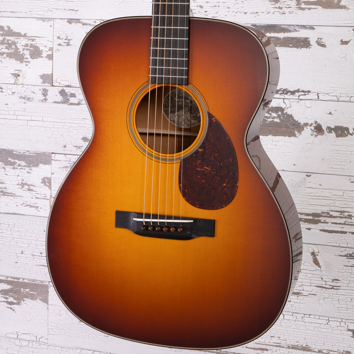 Collings OM1 T Sunburst Traditional Package