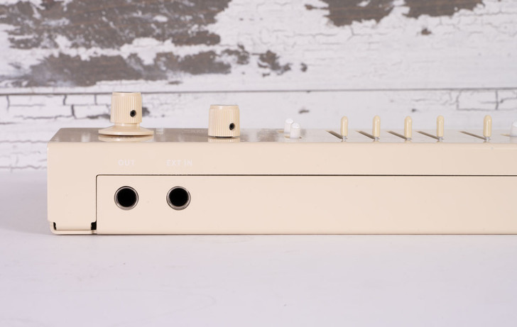 Vongon Replay Polyphonic Synthesizer