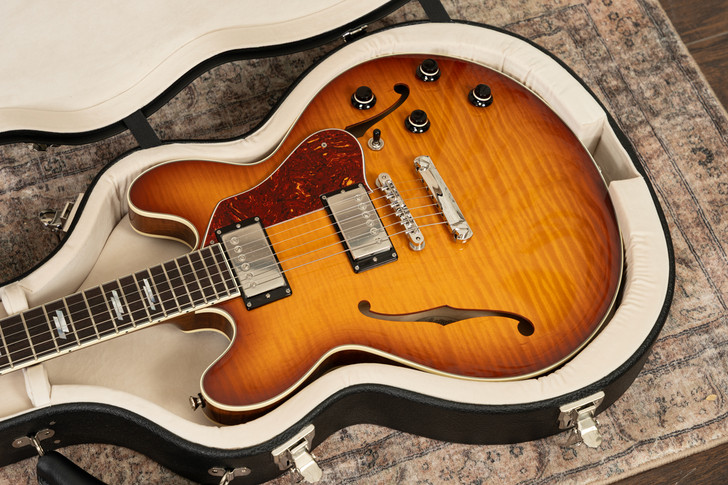 Collings I-35 LC Deluxe - Custom Sunburst w/ Throbak Pickups