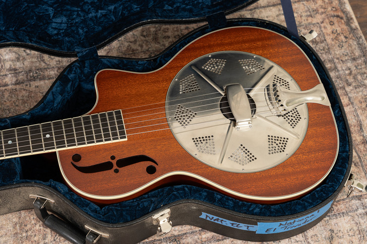 National El Trovador Cutaway Mike Dowling Signature (Used)