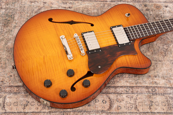 Collings 620 Ice Tea Sunburst w/Throbak SLE101+