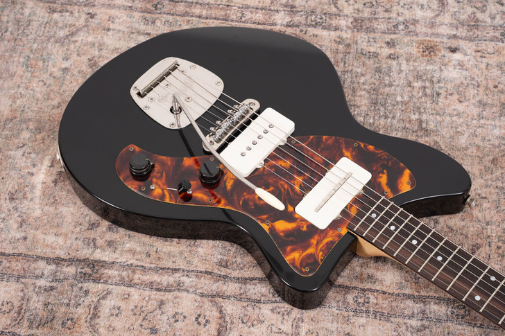Collings 71 M - Aged Jet Black, Hand-Poured Pickguard