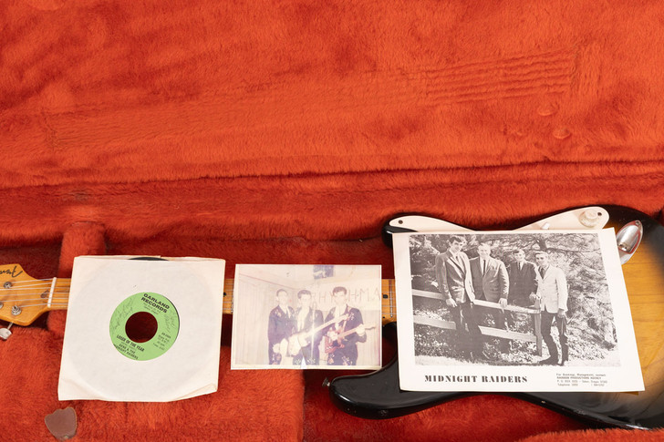 1955 Fender Stratocaster - 2-Tone Sunburst - Refinished (Vintage)