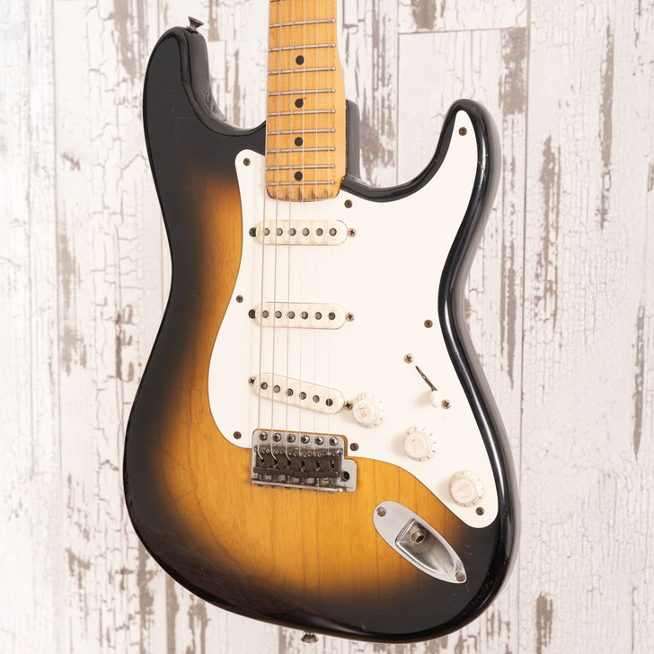 1955 Fender Stratocaster - 2-Tone Sunburst - Refinished (Vintage)