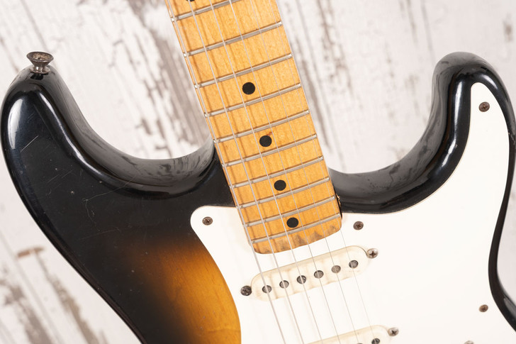 1955 Fender Stratocaster - 2-Tone Sunburst - Refinished (Vintage)