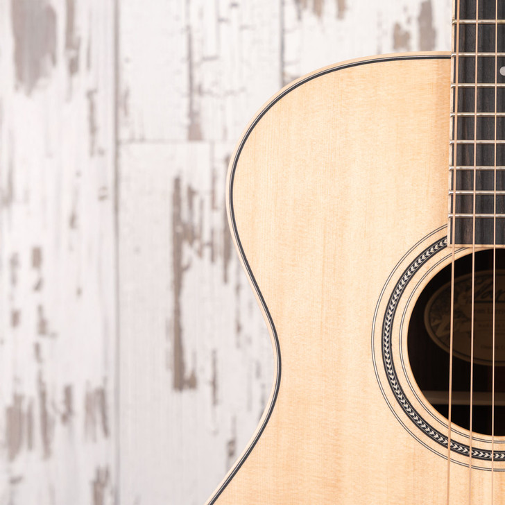 Larrivee OM-03R - Rosewood  Back and Sides