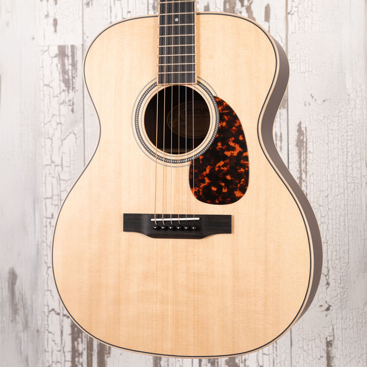 Larrivee OM-03R - Rosewood  Back and Sides
