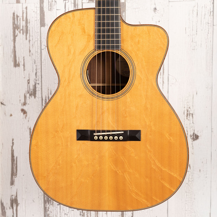 Bourgeois OMC - Cutaway, Bear Claw Sitka Top (Used)