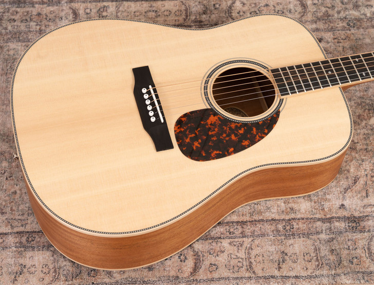 Larrivee D-40 Mahogany