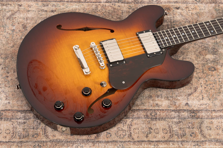 Collings I-35 LC  Deluxe - Tobacco Sunburst, Tortoise Binding & Throbak Pickups