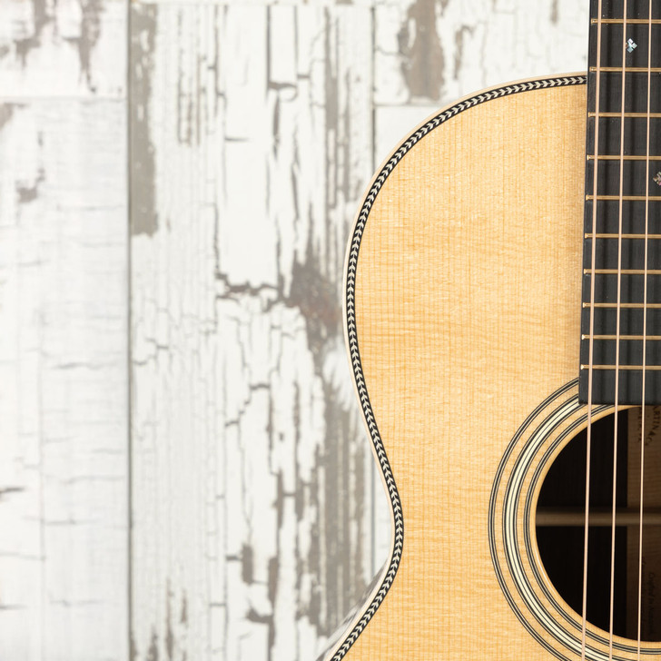 Martin 0012-28 Modern Deluxe (Used)