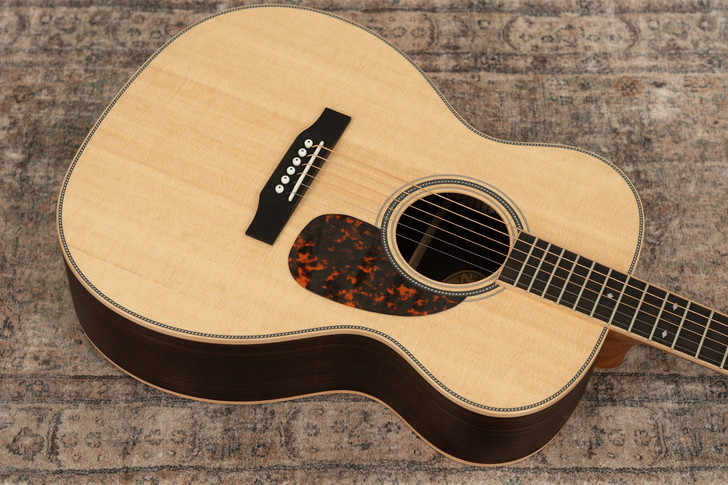 Larrivee OM-40R - Rosewood Back and Sides
