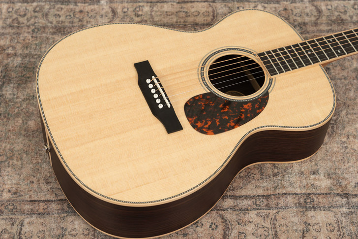 Larrivee OM-40R - Rosewood Back and Sides