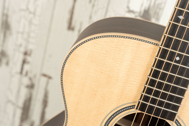 Larrivee OM-40R - Rosewood Back and Sides