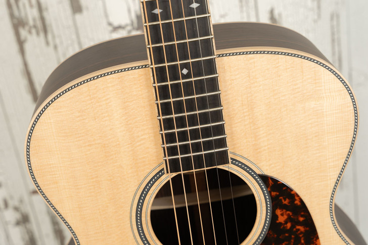 Larrivee OM-40R - Rosewood Back and Sides