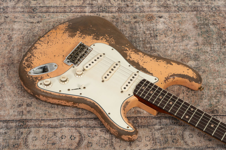 Fender Andy Hicks Masterbuilt 1962 Roasted Stratocaster Ultimate Relic - Shell PInk