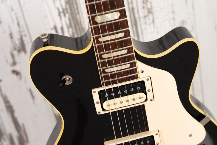 Bartlett Retrospec #21 - Black w/ Wraparound Bridge (Used)