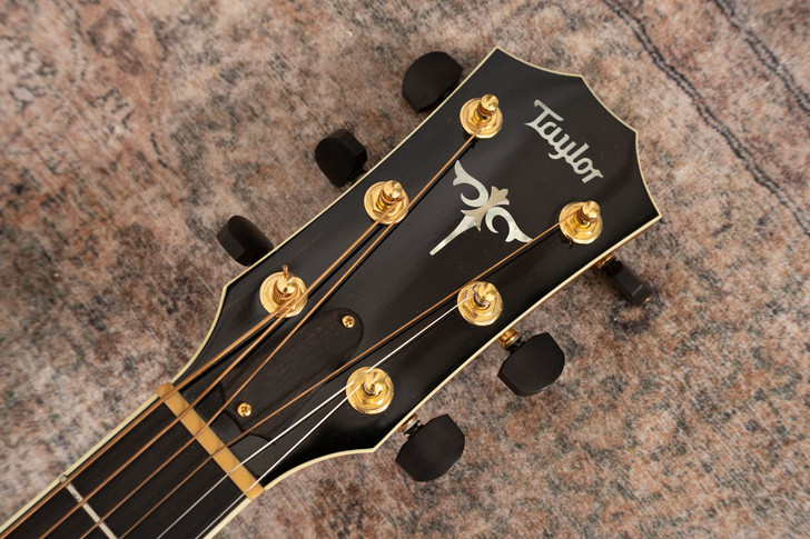 1998 Taylor W-15 Jumbo - Walnut Back and Sides (Used)