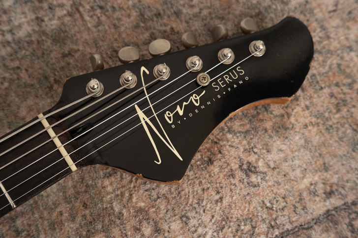 Novo Serus JB Baritone - Bull Black, Mastery Vibrato
