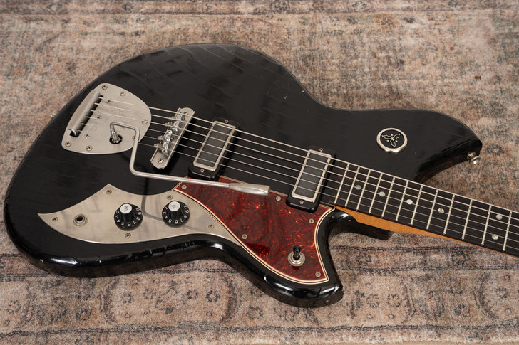 Novo Serus JB Baritone - Bull Black, Mastery Vibrato