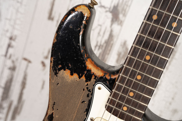 Fender Custom Shop Master Built Dale Wilson '61 Stratocaster Black Over 3 Tone Sunburst, Suhr Pickups (Used)