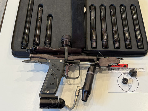 Karnivor / E2 & Kaner kit - used - 8.5 out of 10 - BLK