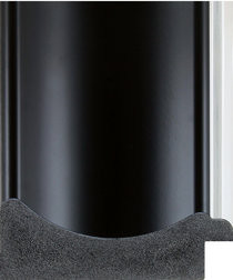 Black and silver recycled plastic picture frame moulding