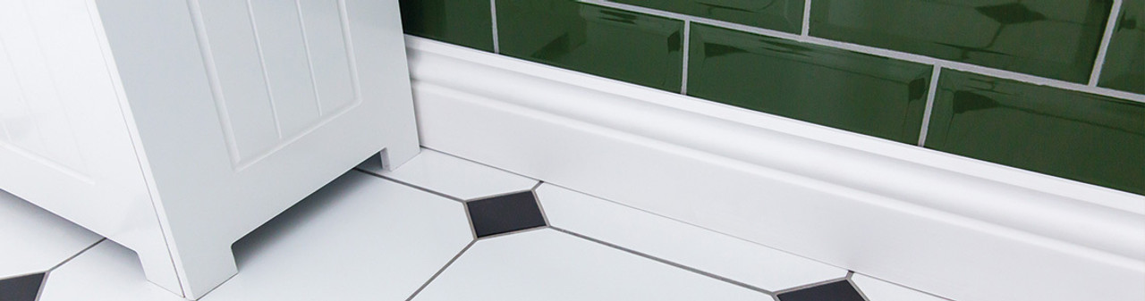 Husqui White Skirting