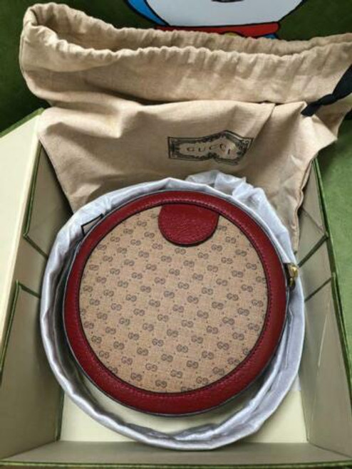 DORAEMON x GUCCI Mini GG Supreme Canvas Shoulder Bag – Limited Edition Collector’s Item