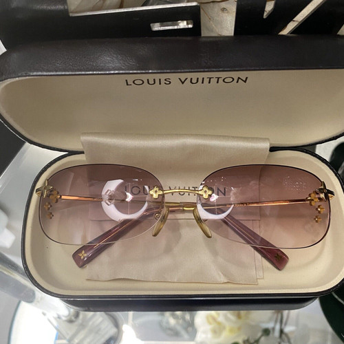 Louis Vuitton Desmayo Gold & Pink Sunglasses – Swarovski Crystal Detail, Limited Edition Eyewear