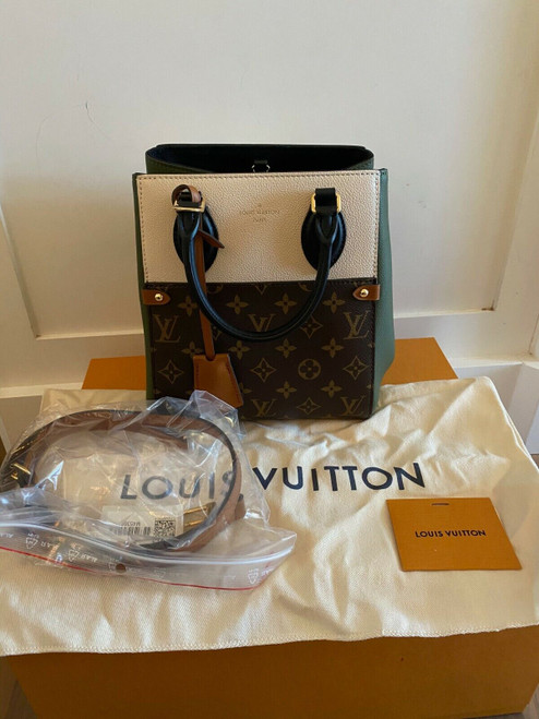 Louis Vuitton Fold Tote Monogram Canvas and Leather PM M45388 – New in Box, Versatile and Chic