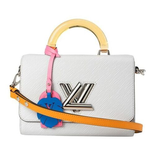 Louis Vuitton Twist MM shoulder bag in Blanc Épi leather with gold LV Twist lock and sliding chain strap