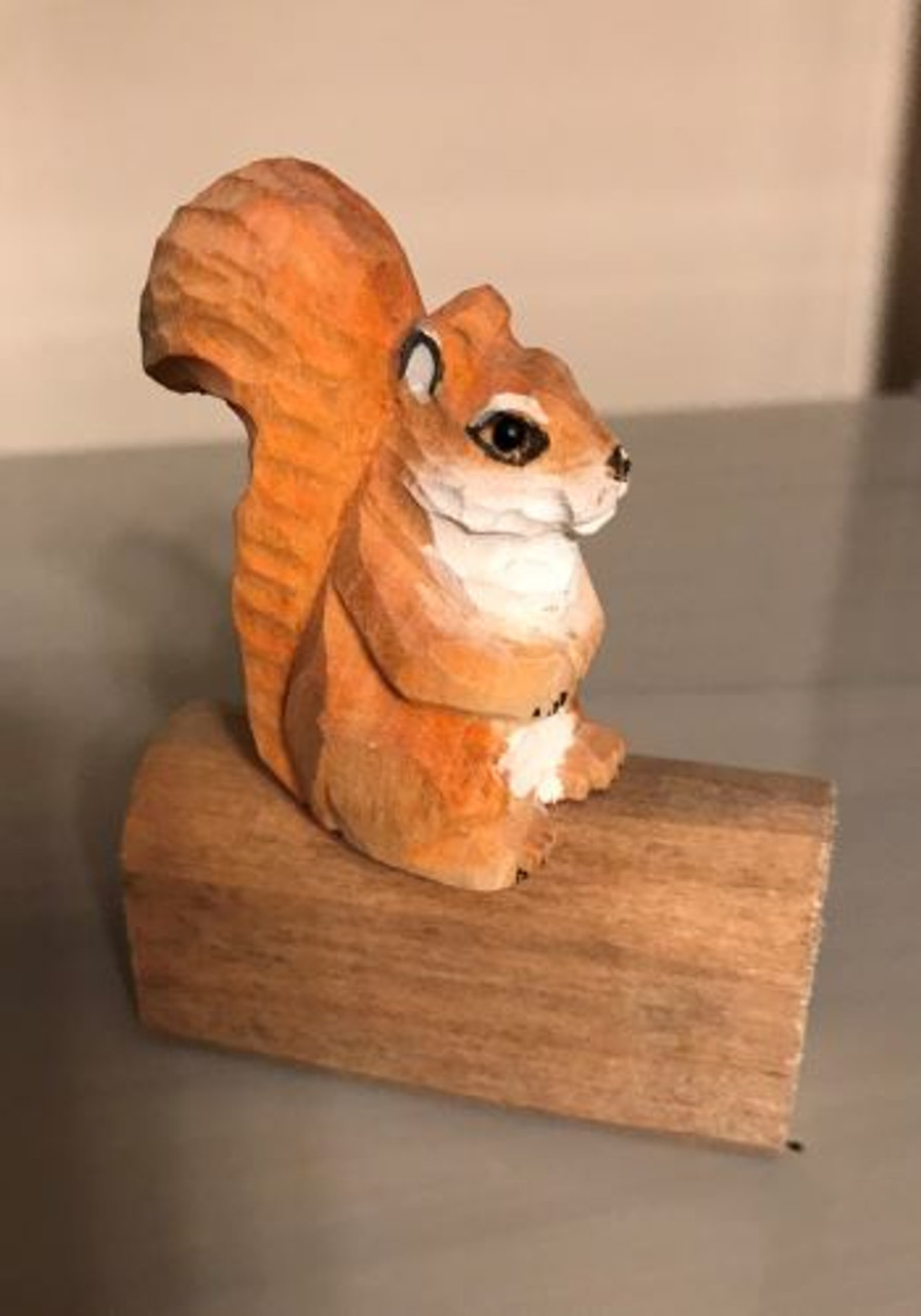 Super cute wooden squirrel magnet
3"H