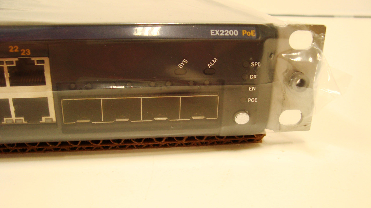 EX2200-24P-4G | EX2200 Ethernet Switches | Novia Networks