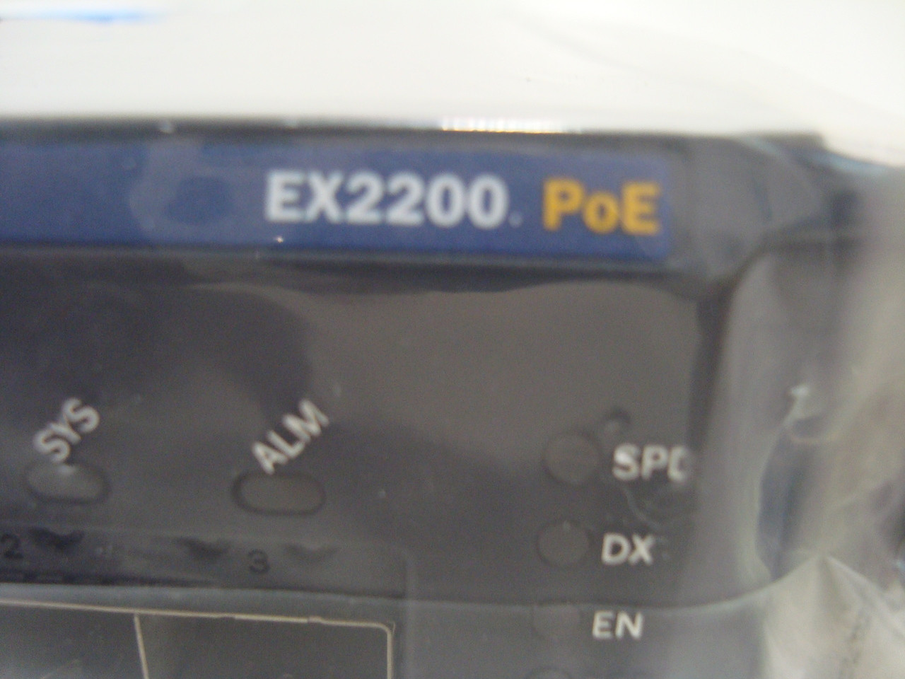 EX2200-24P-4G | Ethernet Switch | Juniper Networks