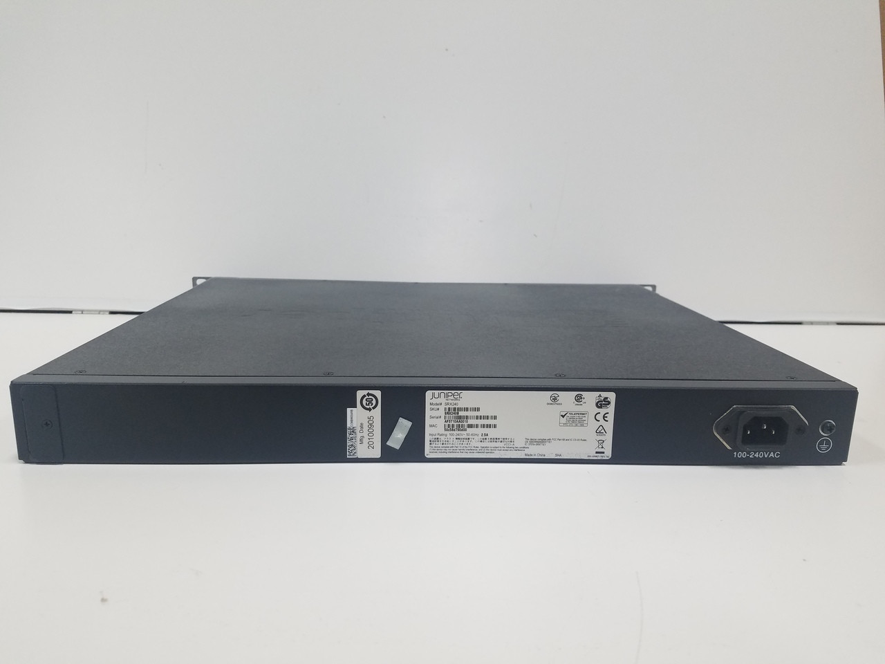 Juniper Networks SRX240B 1GB FLASH With Rack Mount Kit 512MB RAM