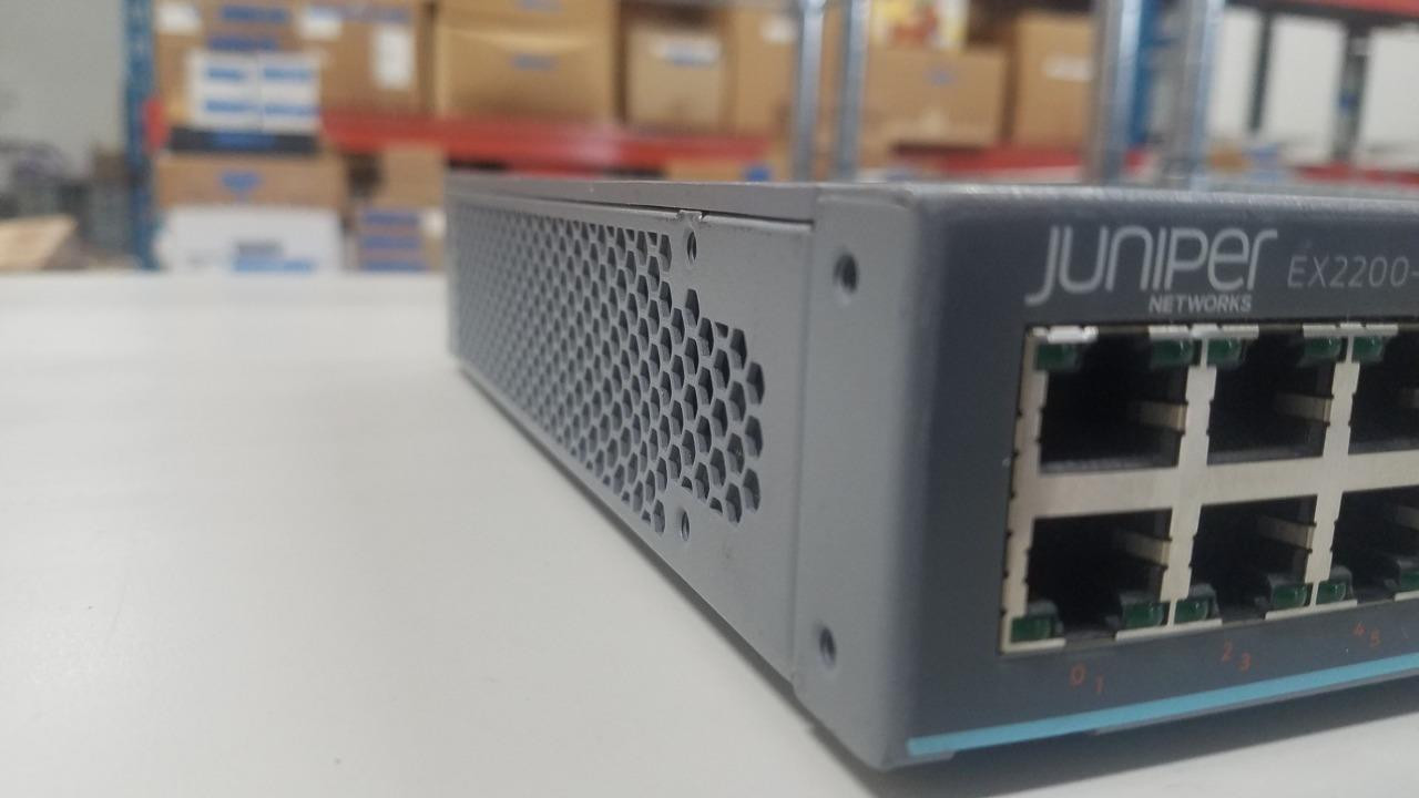 EX2200-C-12P-2G - Juniper Layer 3 Switch 512 MB 230 volts