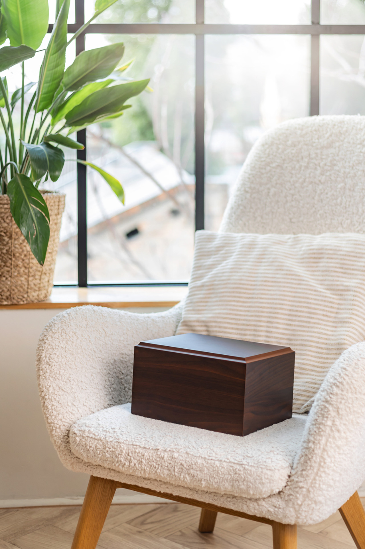 Urns Page 1 Urns of Distinction