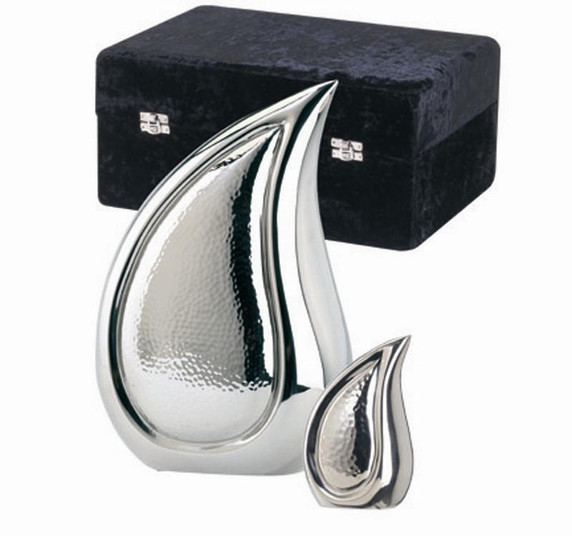 Teardrop Bright Silver, Large/Adult